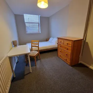 Guest house Portsmouth Road A